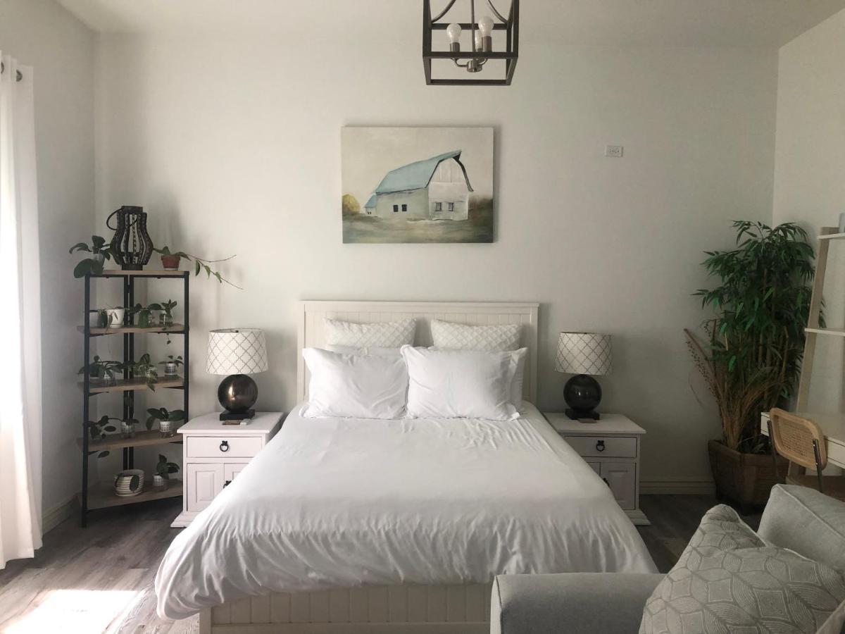 Beautiful Private Casita/Guesthouse W/ Kitchen, Access To Pool/Spa グッドイヤー エクステリア 写真